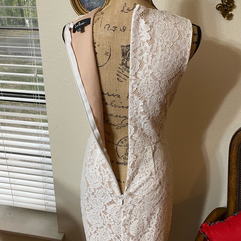 🌷Lulu’s Lace Dress🌷 - Picture 6 of 8